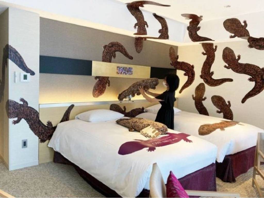 日本酒店推「蠑螈」主題房！巨型蠑螈陪睡兼送主題精品