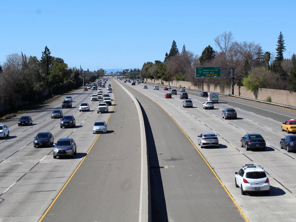 美國研究使用磁化水泥  望建造「邊行駛邊充電」道路