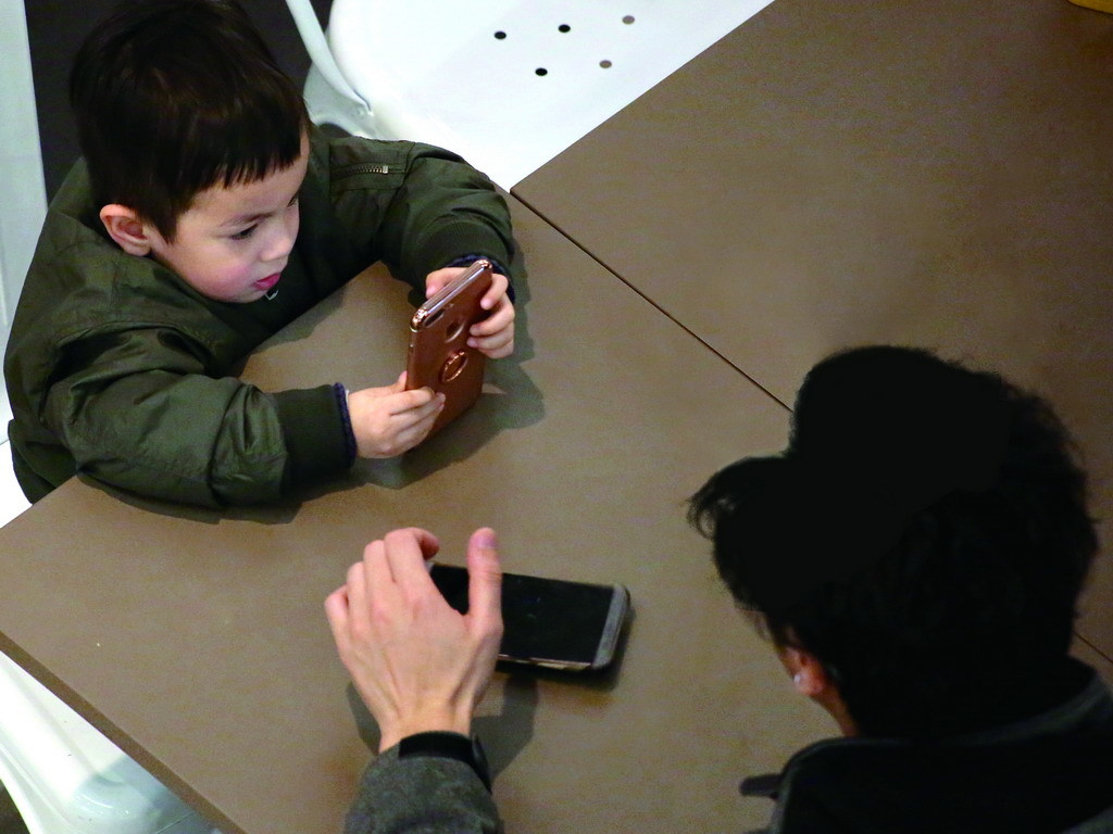 家長管控《iOS》螢幕使用時間   防止兒童沉迷玩樂！