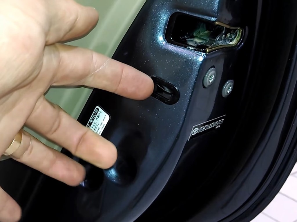 【e＋車路事】車門無法打開？ 可能誤觸兒童鎖