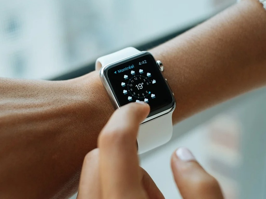 幫助計算排卵期! 傳 Apple Watch 明年新增量血壓和手腕探熱功能  進一步進軍個人健康市場