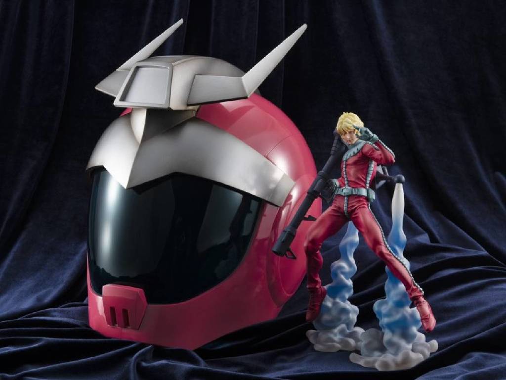 1:1 比例馬沙宇航頭盔登場!紅色有角三倍速?