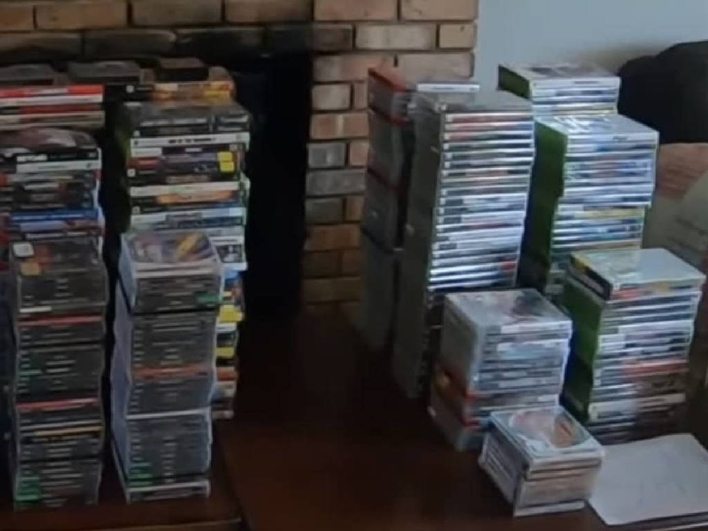 YouTuber 囤積廢屋尋寳！找出過十萬美元遊戲藏品