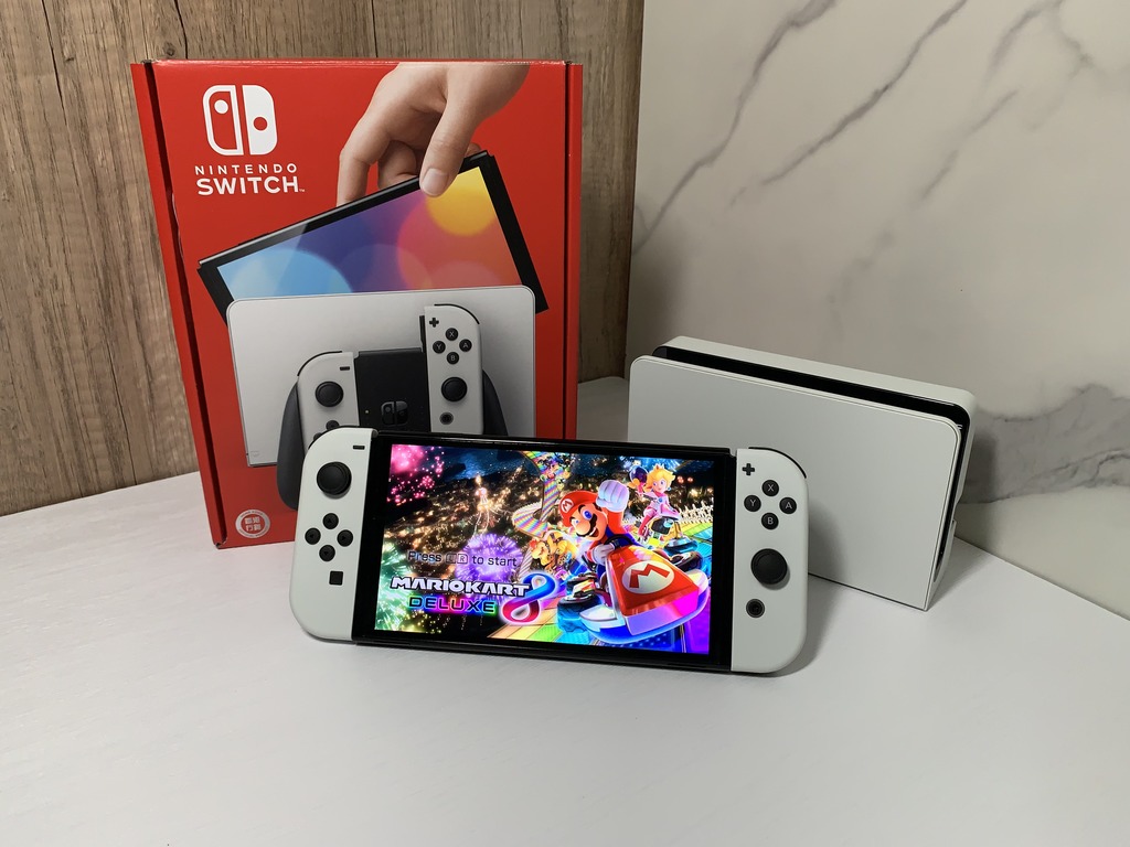 【有片睇】畫質更出色! Switch OLED 版開箱 香港行貨正式發售