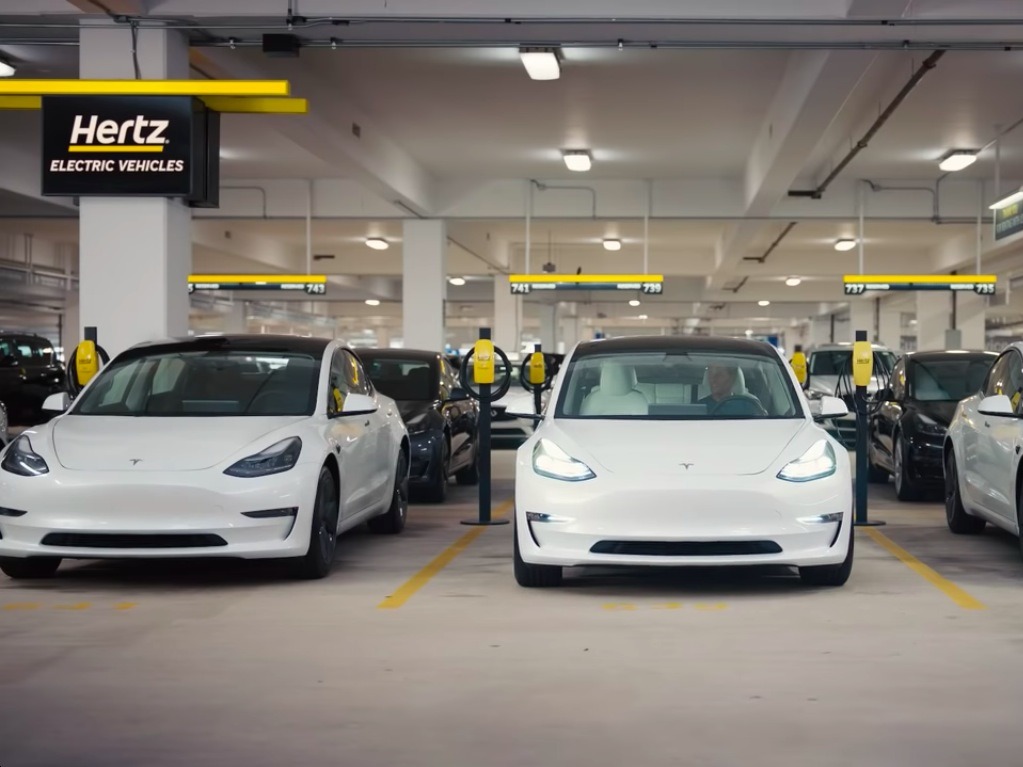 史上最大電動車訂單  租車巨企 Hertz 狂掃 10 萬架 Tesla