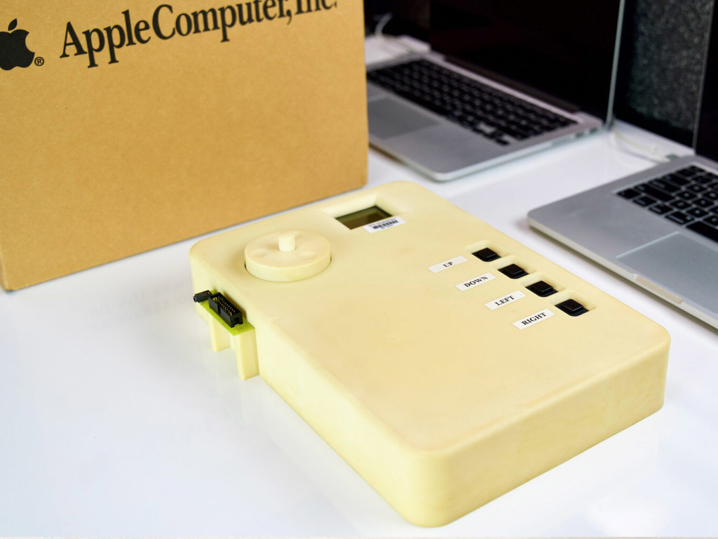 首代 iPod 測試機外形超笨  Apple 為防設計外洩？