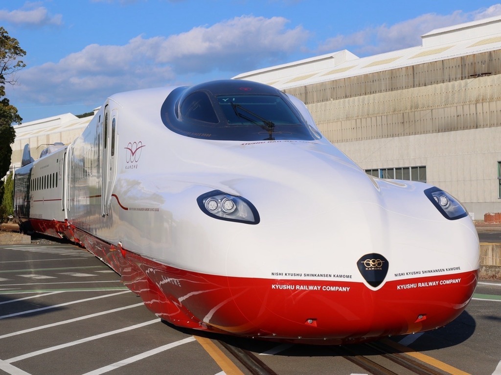日本西九州新幹線「鷗」亮相 2022 年秋季開通