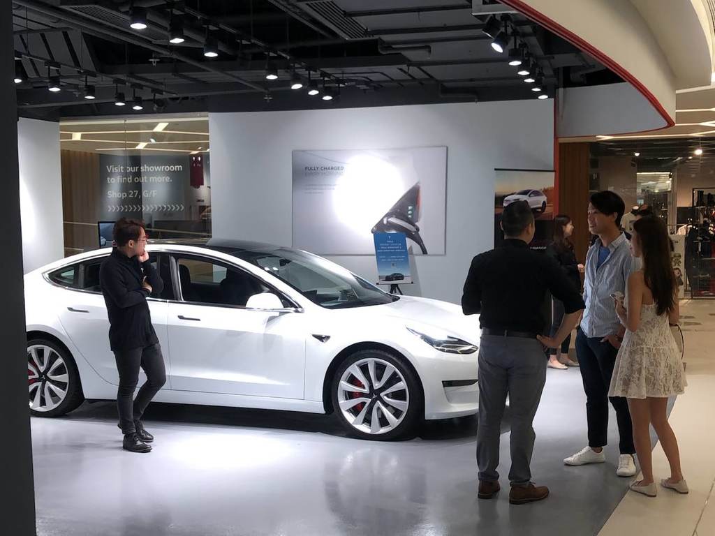 與Tesla相依為命  松下量產4680汽車電池
