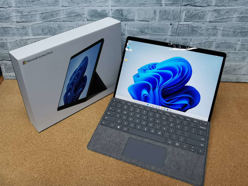 【實測】Microsoft Surface Pro 8 平板 靈活變形二合一平板