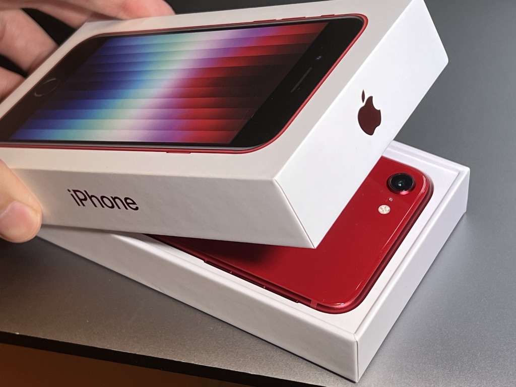 Apple iPhone SE 上台攻略!超抵玩出機無難度