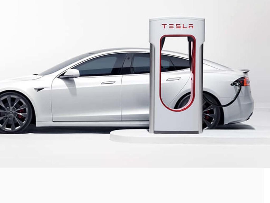 馬斯克目標毛利率達 3 成 Tesla 望透過充電站賺錢？