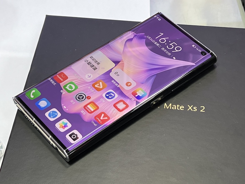 Huawei Mate Xs 2 新摺機開箱上手！摺屏造工升級少摺痕