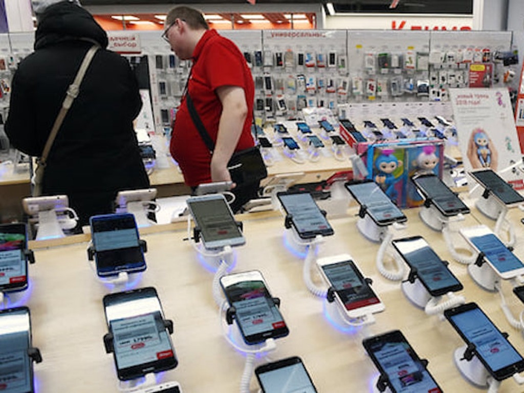 Apple 及 Samsung 退出俄羅斯巿場 小米與榮耀等中國手機巿佔率急升