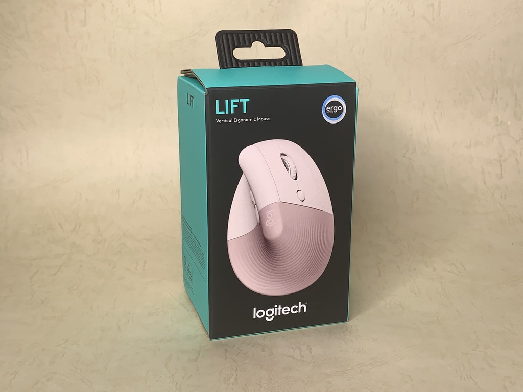 【辦公必備】全新人體工學鼠　Logitech LIFT開箱