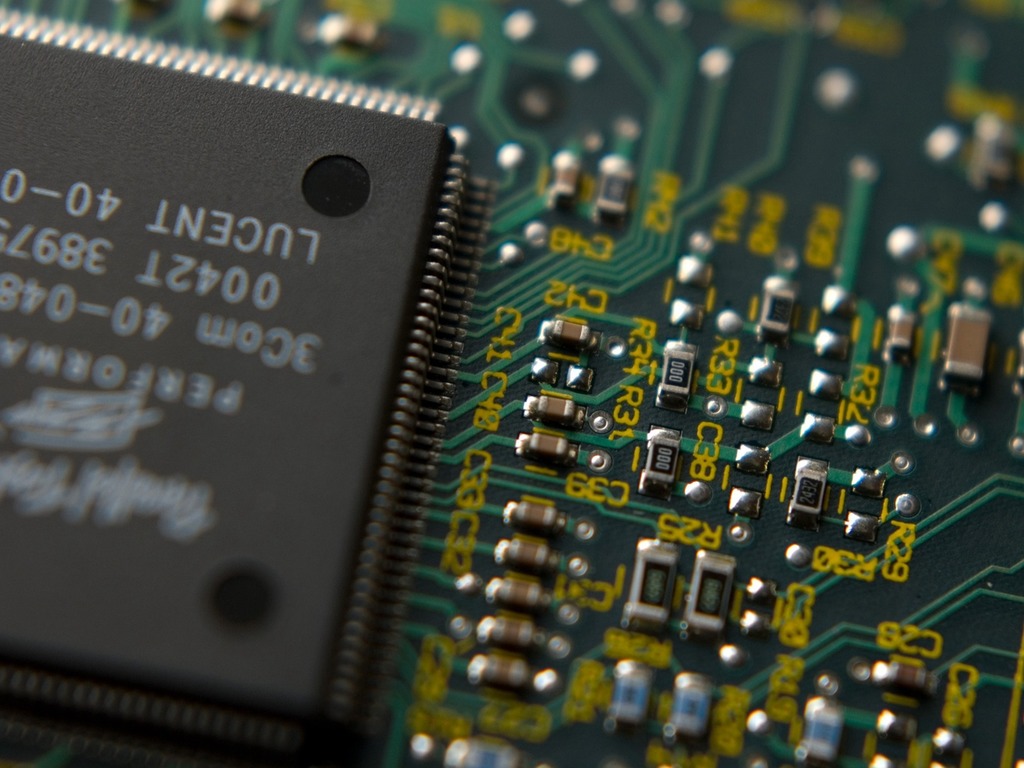 美國據報未來幾周 將禁止中國取得先進晶片設計軟件