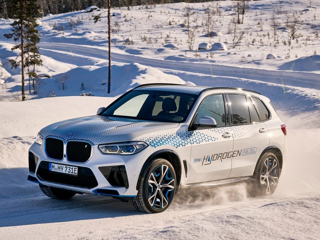 BMW、豐田新合作計劃 2025 年聯推氫燃料電池汽車