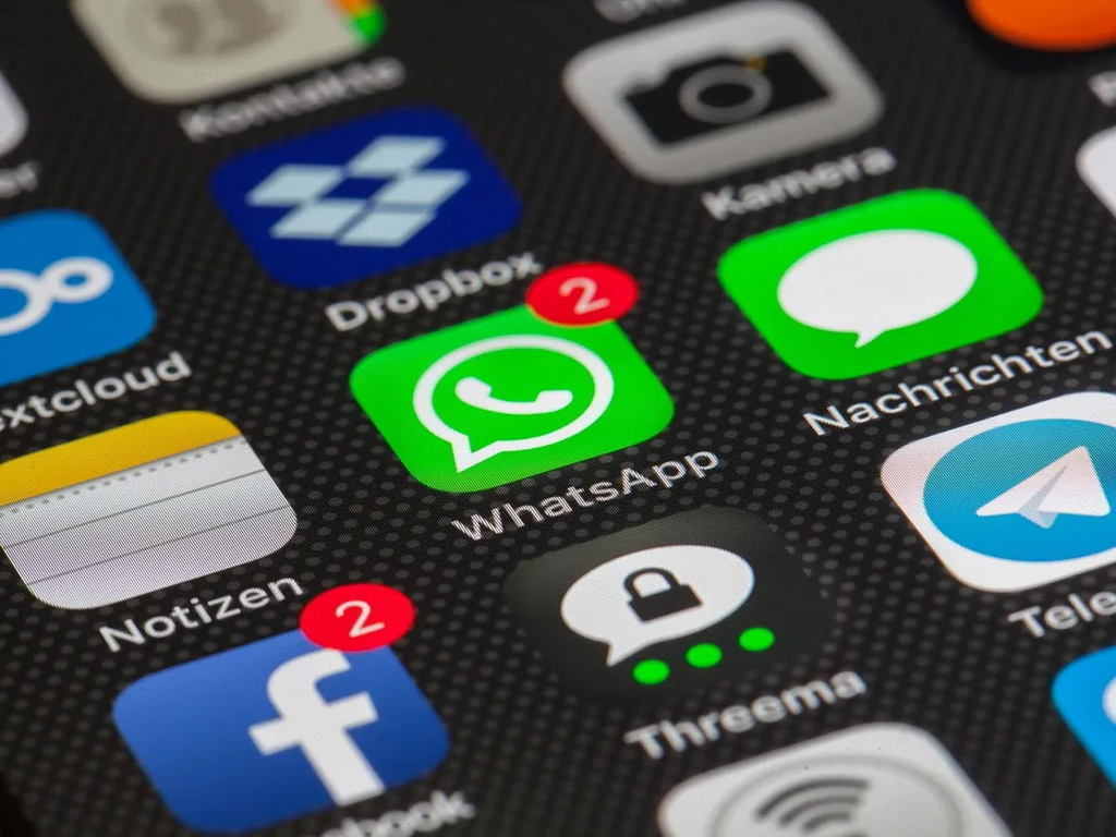 WhatsApp 開始推送「隱身」功能！上線狀態公開自行決定！