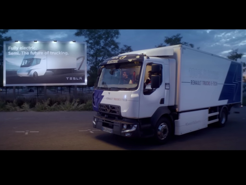 雷諾 Renault 新電動貨車廣告 嘲笑 Tesla Semi 仍未上市