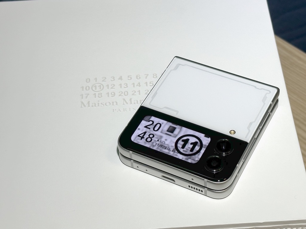 Samsung Galaxy Z Flip4 Maison Margiela 上手！獨家保護套超有感
