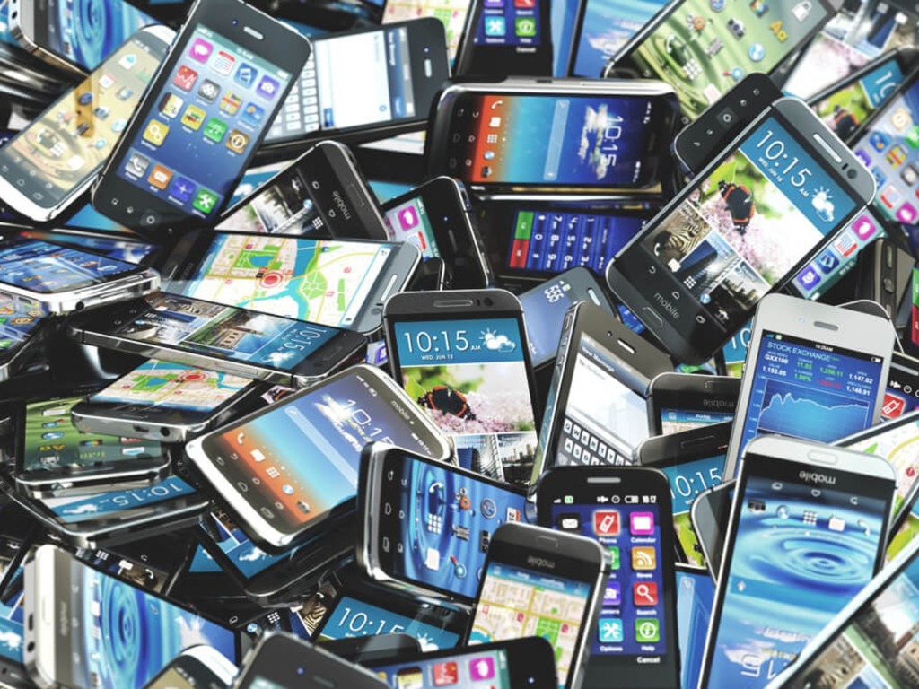 英國調查列出用家棄掉手機原因 充電不能榮登榜首