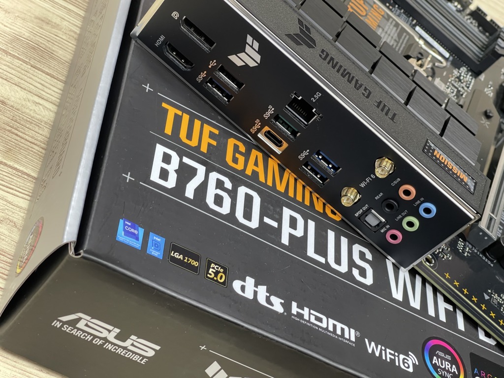 ASUS TUF GAMING B760-PLUS WIFI D4 開箱！平玩第 13 代 Core 平台！
