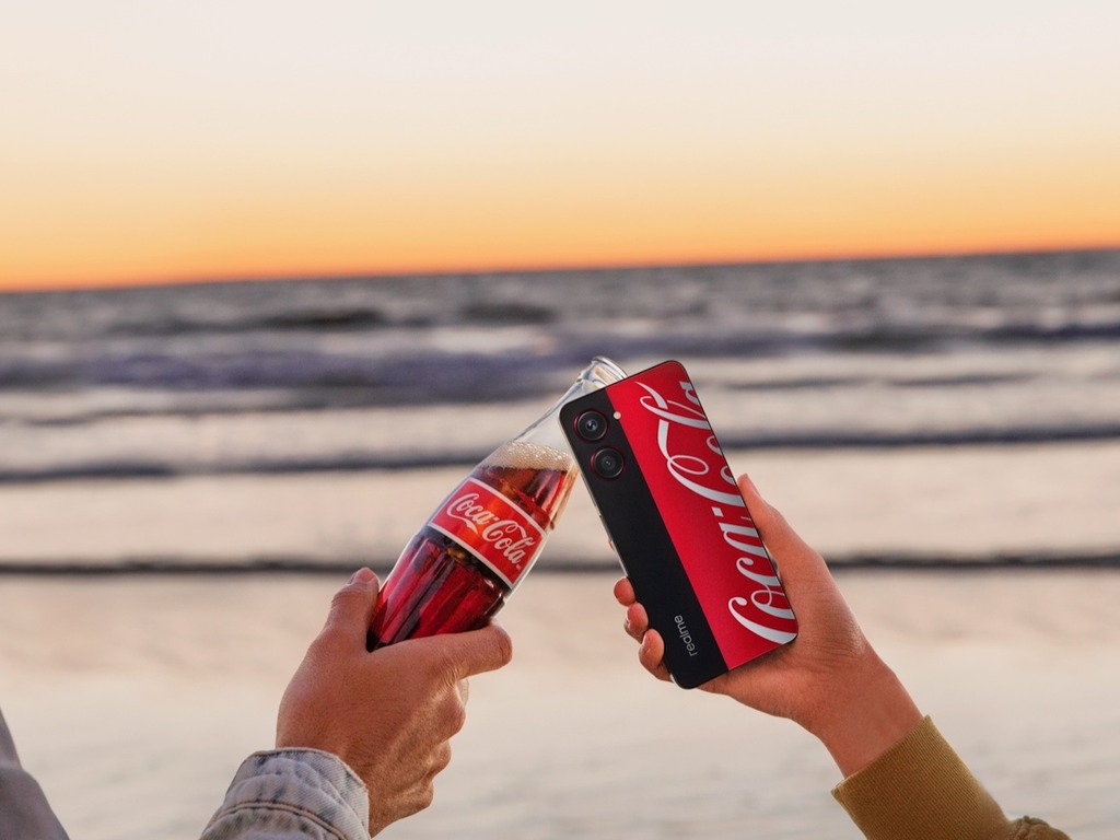 coca cola 電話正式發布！細緻包裝 Fans 必備