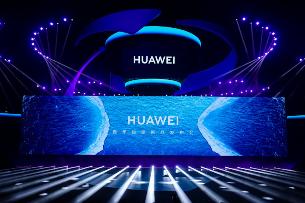 Huawei P60 / Mate X3 雙旗艦登場！同場仲有 Ultimate 衛星智能錶 