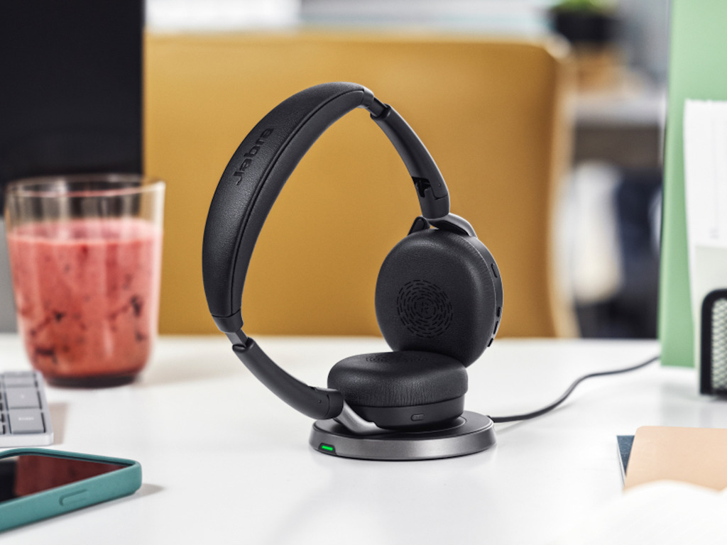 Jabra 推新 Evolve2 頭戴式混合功能耳機！辨公娛樂同樣兼顧
