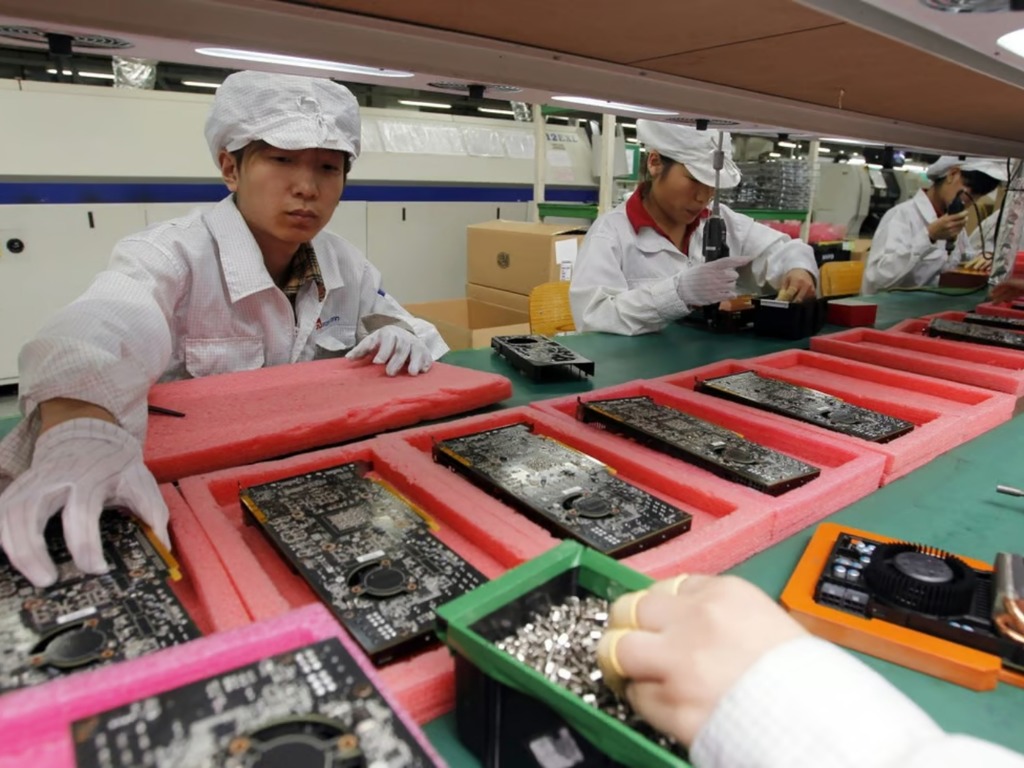 準備量產 iPhone 15 系列？ 富士康員工招聘獎金加碼至 3500 人民幣