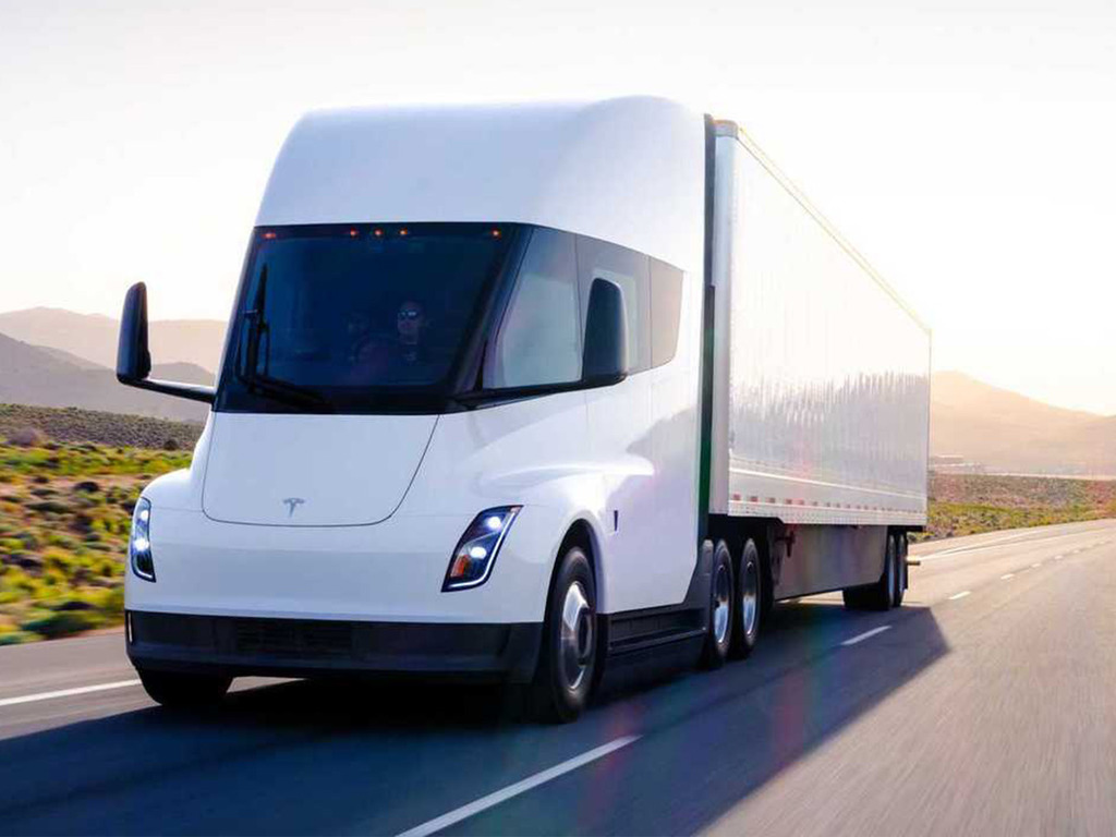 Tesla Semi 再度延遲量產 Elon Musk 歸咎於電池供應受限