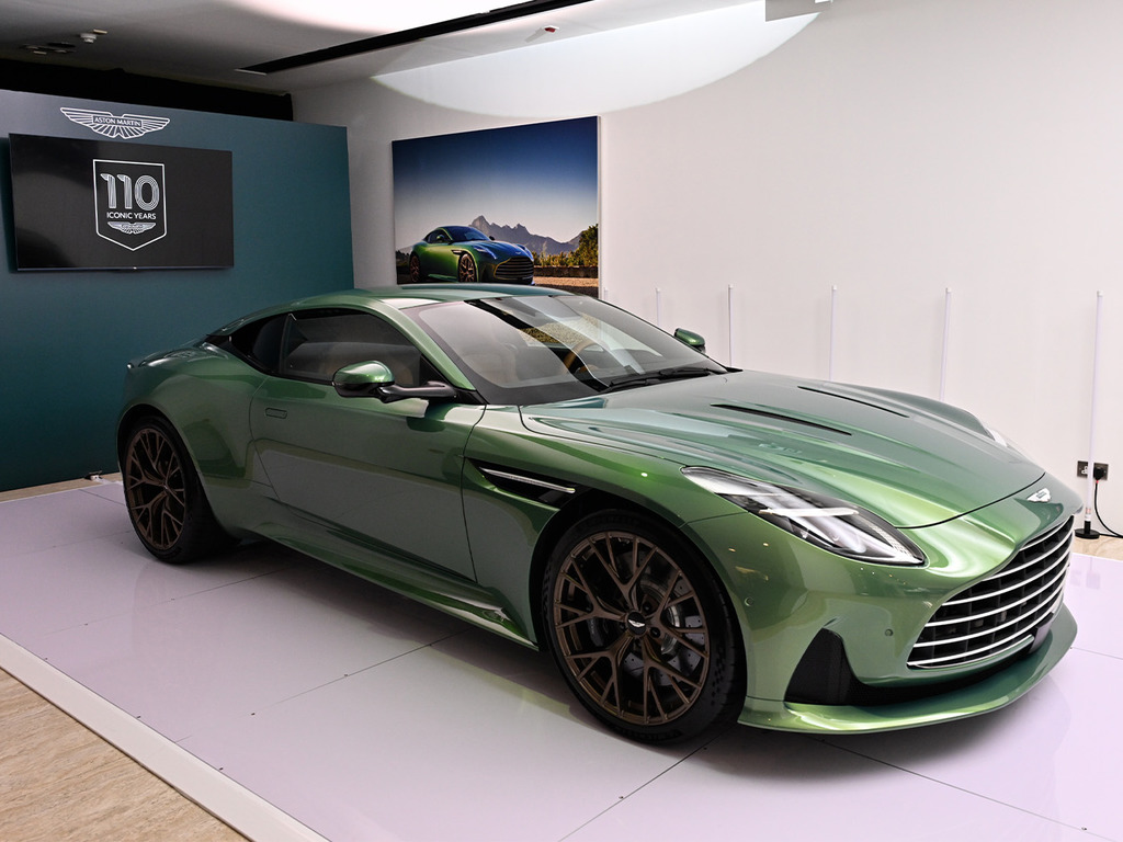 Aston Martin DB12 香港發佈　定義全新超跑標準