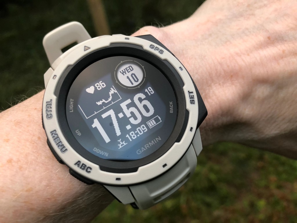 Garmin Instinct GPS 中文版 42 折入手！全新香港行貨包一年保養！【附網購連結】