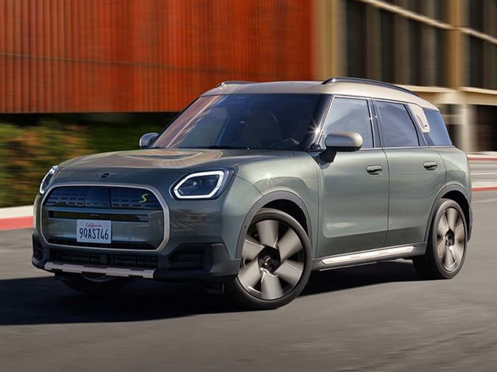 電動 MINI Countryman 香港開賣 四版本齊發定價 38 萬起