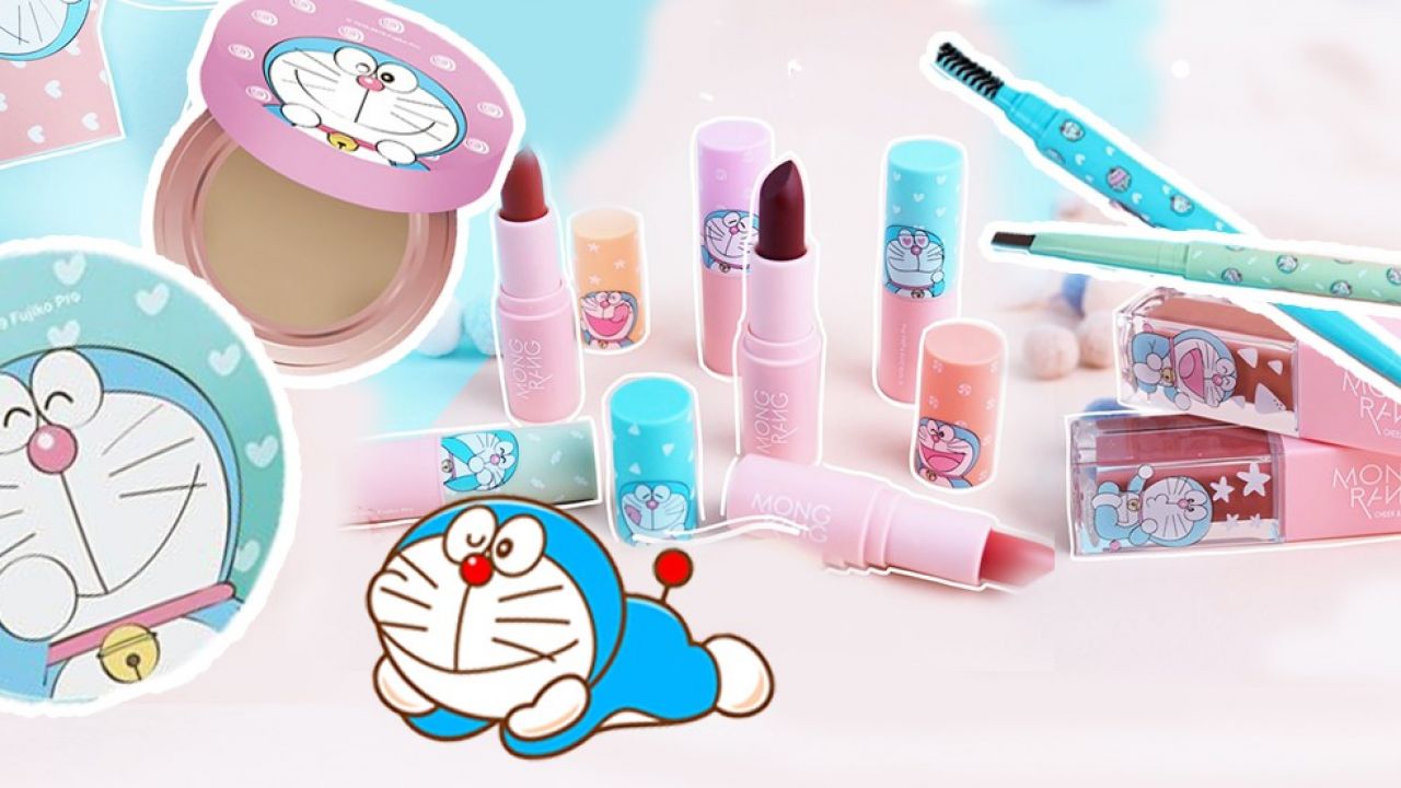 泰國粉嫩色《多啦A夢》美妝產品！6色唇膏、防曬粉餅、眼線筆、眉筆！