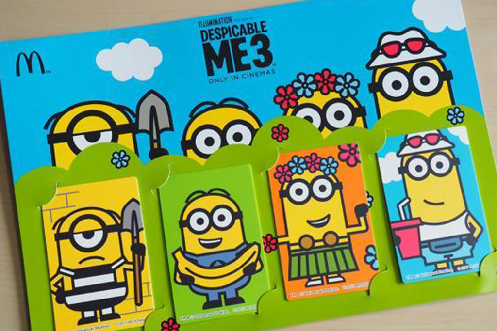 麥當勞新推出Minions 為食咭 套裝送得意卡片套！