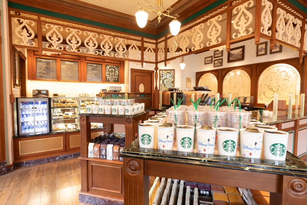 首間香港迪士尼樂園星巴克店開幕  Starbucks「迪士尼奇妙系列」商品首次於亞洲發售