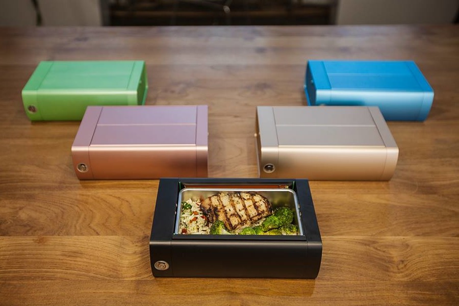 不用再排隊搶微波爐！自動翻熱飯盒可調節溫度+設定午飯時間
