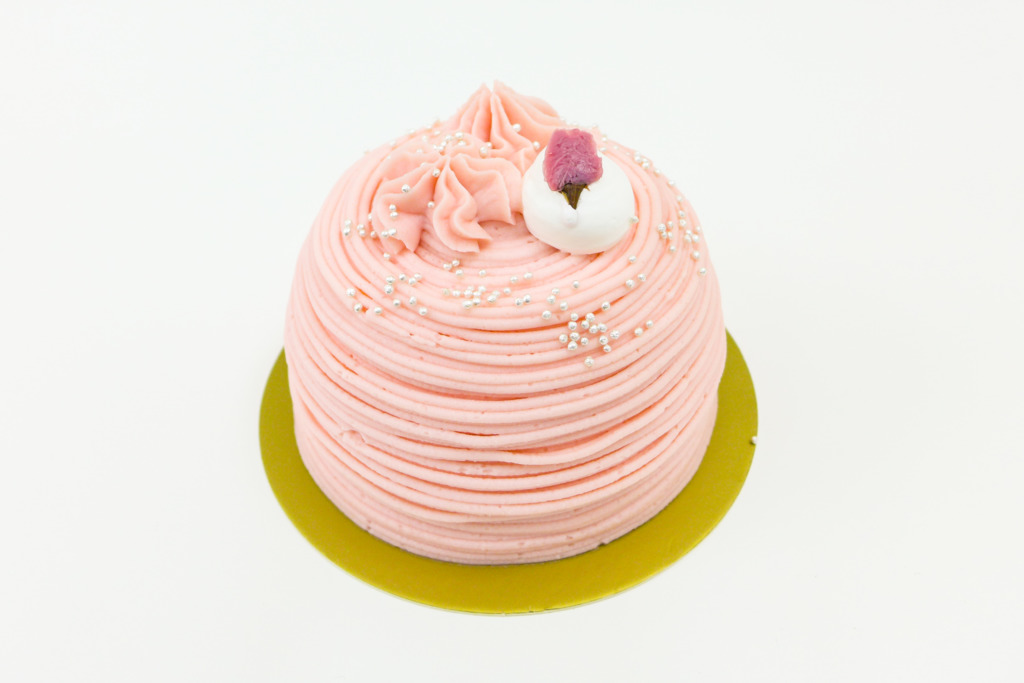 【東海堂蛋糕】東海堂推出白色情人節蛋糕　櫻花芝士慕絲cake little