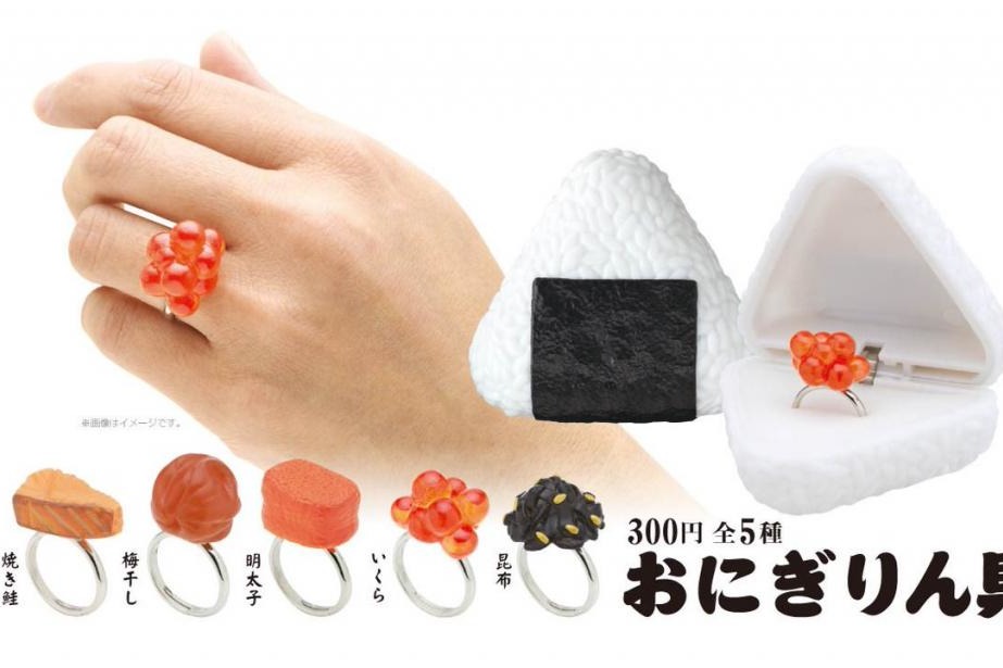 【壽司戒指】好盞鬼！日本扭蛋推搞笑飯糰求婚戒指　飯糰盒內有5款口味壽司戒指