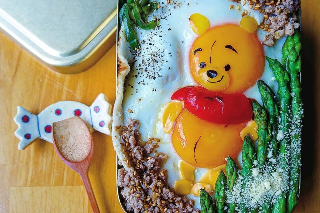 【日本美食】非一般太陽蛋！日本媽媽製作超可愛卡通雞蛋料理  小熊維尼／小丸子／Minions／比卡超便當