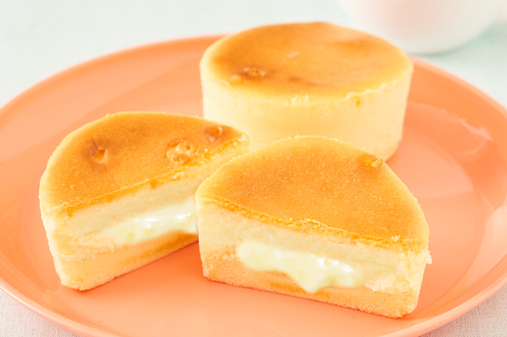 【日本便利店】日本Lawson便利店推出新甜品　超濃郁流心芝士蛋糕／烤蛋糕