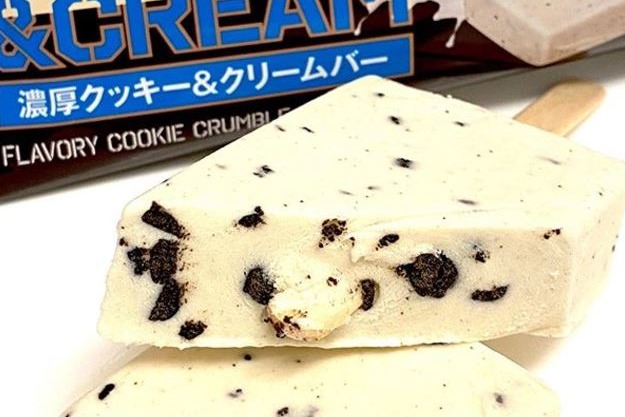 【日本便利店】日本familymart便利店推出新品　濃厚cookies and cream雪糕條