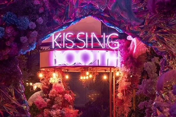 【情人節2020】澳洲悉尼The Grounds期間限定情人節主題餐廳 Kissing Booth粉色走廊／星塵cocktail