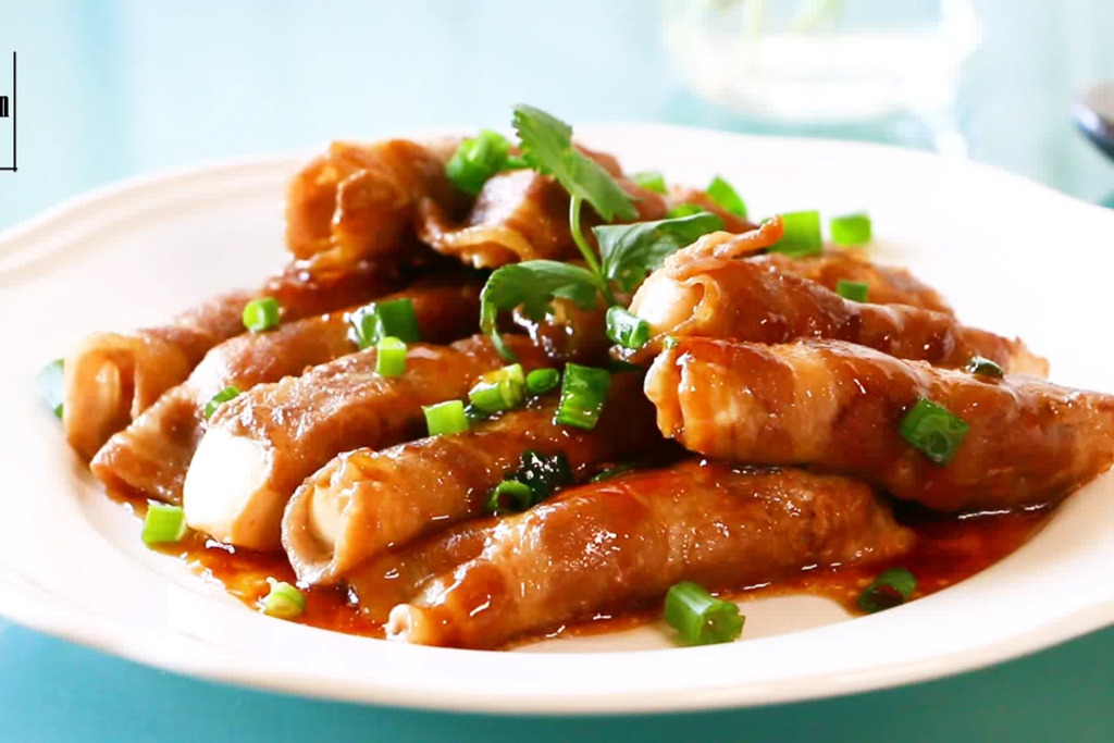 【中式食譜】送飯一流！4步輕鬆完成    燒汁豆腐豚肉卷