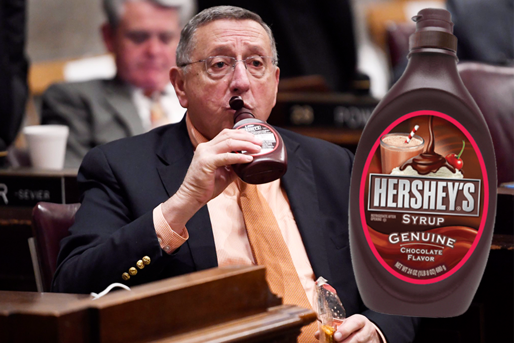 美國議員開會中途狂飲Hershey's朱古力醬　網民熱議：另類宣傳關注糖尿病議題？！