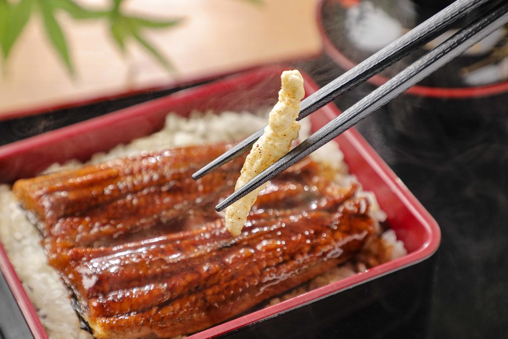 【零食】卡樂B新推出鰻重味米條 濃郁日式蒲燒鰻魚醬味米香陣陣