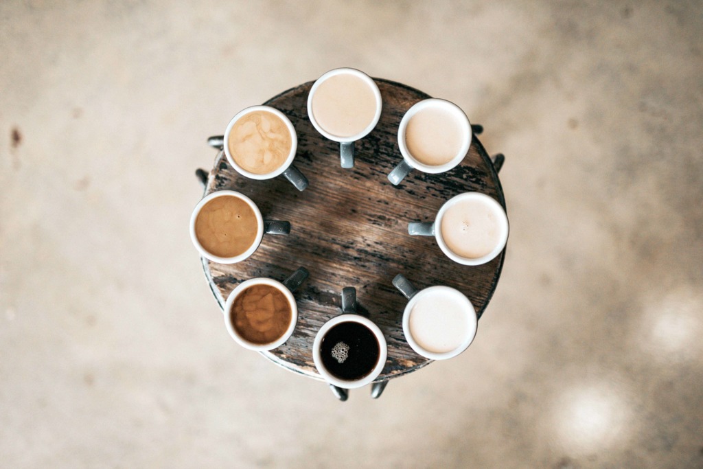 【咖啡因排行榜】喝咖啡或致骨質疏鬆／手震／傷胃！10大常見飲品咖啡因含量排行榜 第一位等於5罐可樂咖啡因！
