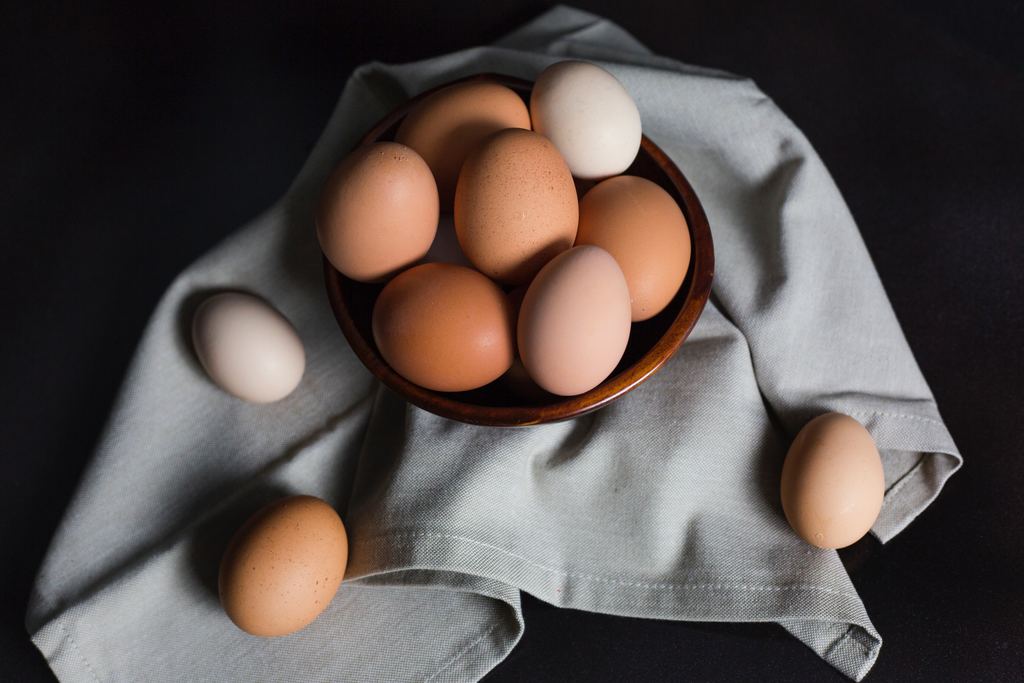 【雞蛋營養】吃啡色雞蛋比白色雞蛋更健康？　一文睇清雞蛋顏色與營養價值的關係