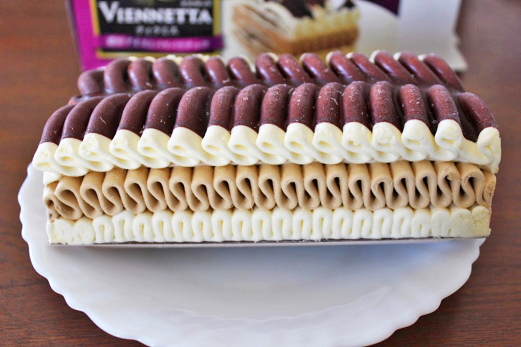 【Viennetta雪糕】日本森永Tiramisu提拉米蘇味Viennetta　朱古力脆皮＋咖啡芝士味千層雪糕