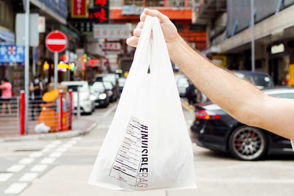 【環保生活】香港初創公司Distinctive Action研發水溶性膠袋 遇熱水即溶！本地小店都有用